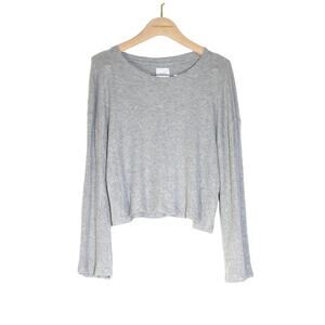 Sen - Round Neck Relaxed Fit Long Sleeve Rib Sweater Crop Top in Gray / Size M
